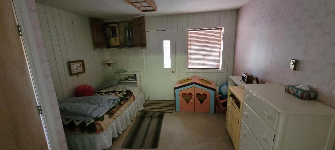 Polar Bear Bed And Breakfast Churchill Extérieur photo